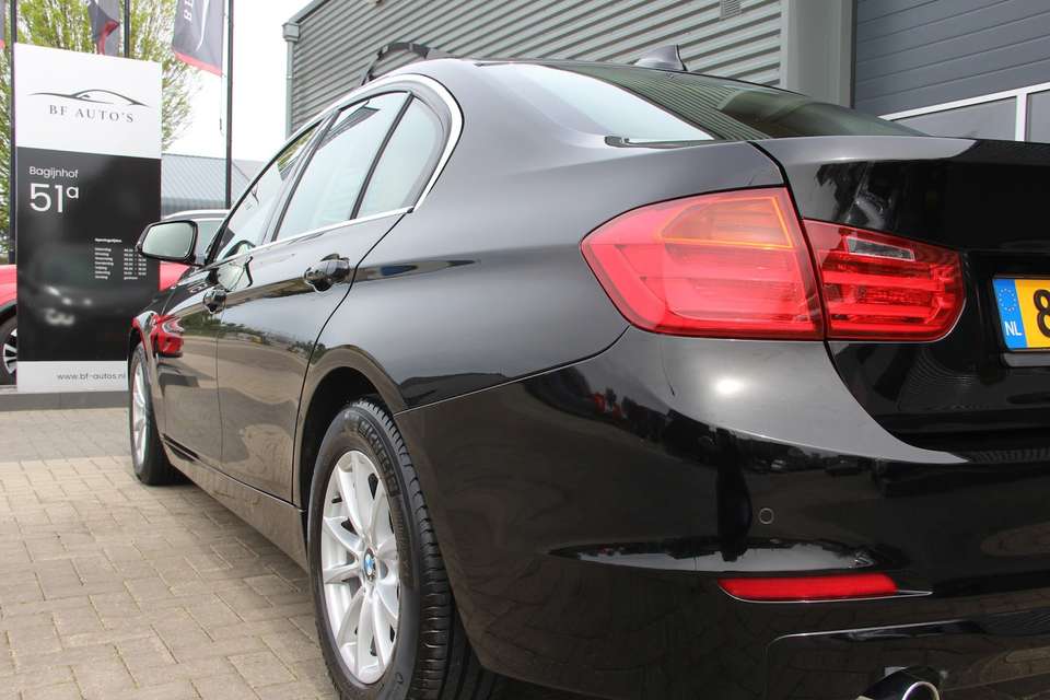 BMW 320 - Imagem 4