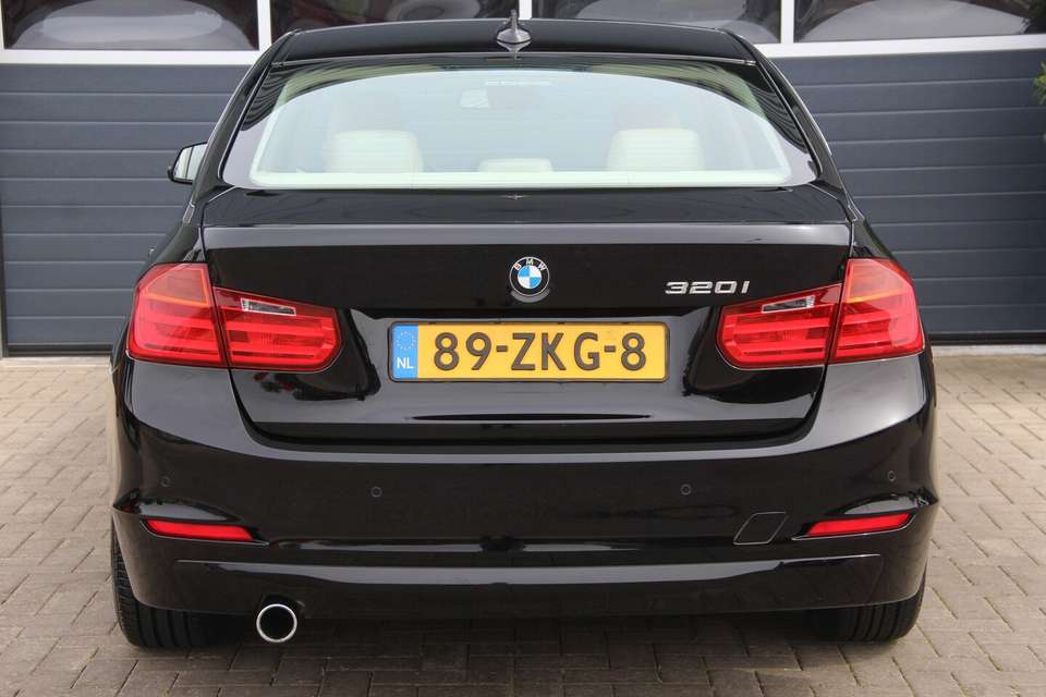 BMW 320 - Imagem 8