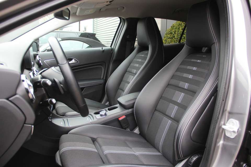 Mercedes-Benz GLA 200 - Imagem 11