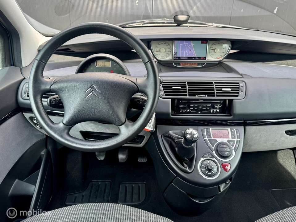 Citroen C8 - Imagem 7