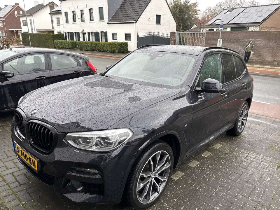 BMW X3 - Imagem 1