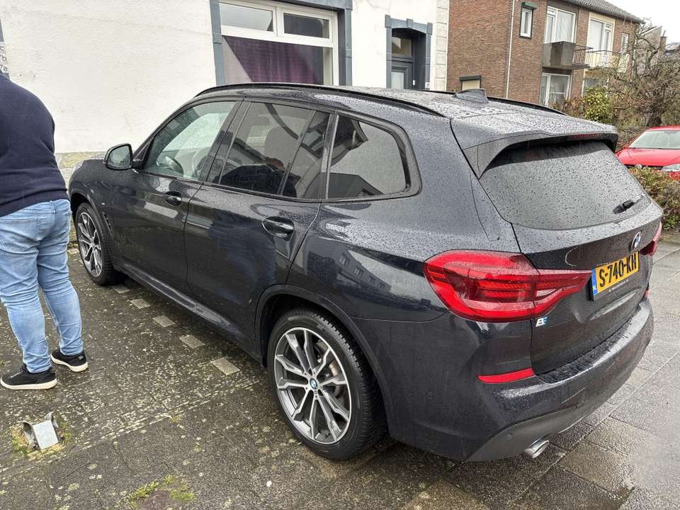 BMW X3 - Imagem 2