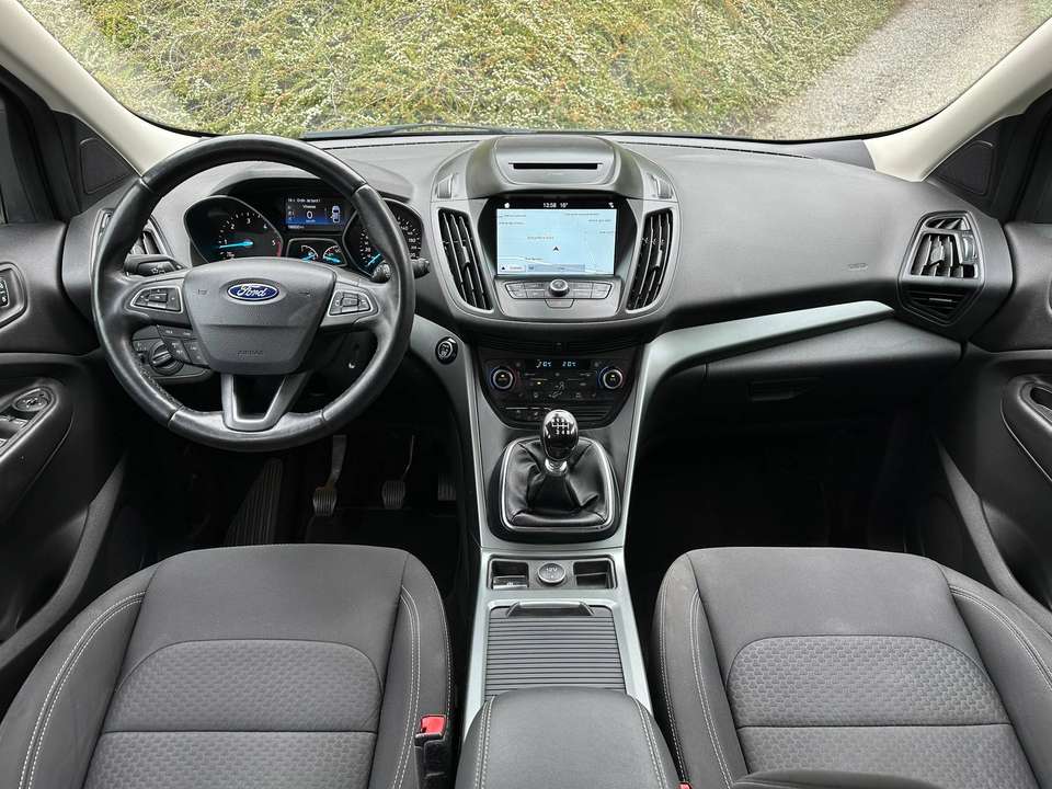 Ford Kuga - Imagem 7