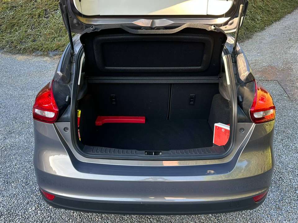Ford Focus - Imagem 9