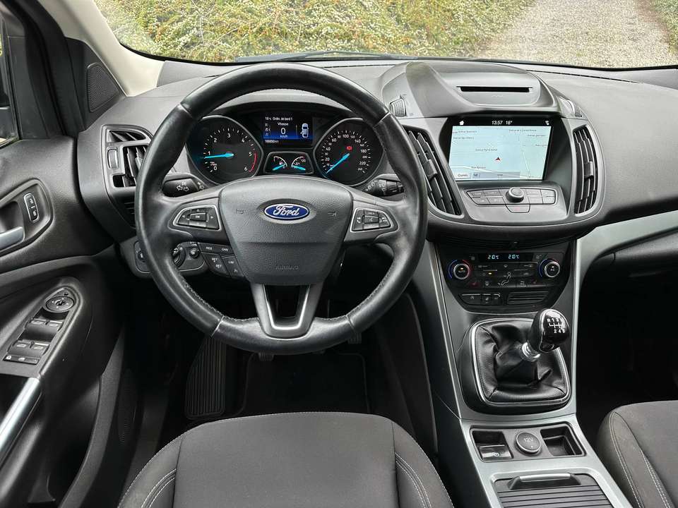 Ford Kuga - Imagem 13