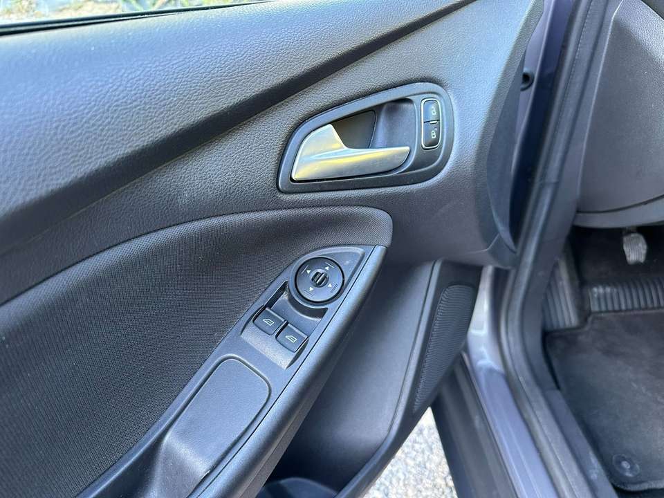 Ford Focus - Imagem 15