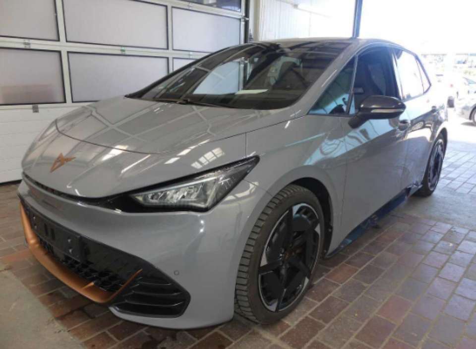 CUPRA Born - Imagem 2
