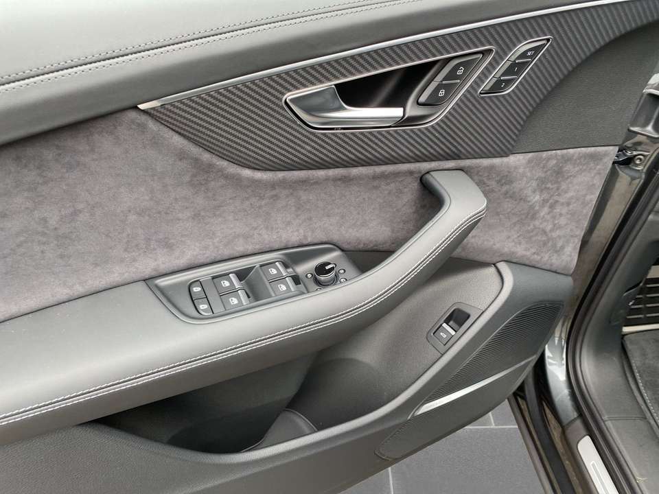 Audi Q7 - Imagem 13