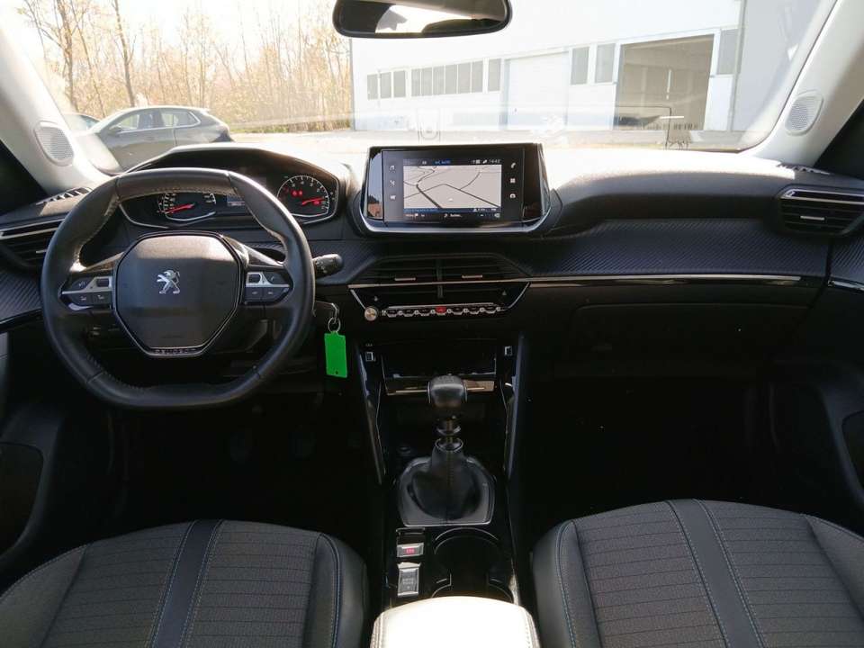 Peugeot 2008 - Imagem 9