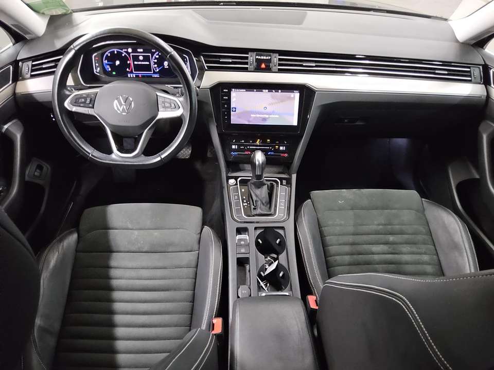 Volkswagen Passat - Imagem 5
