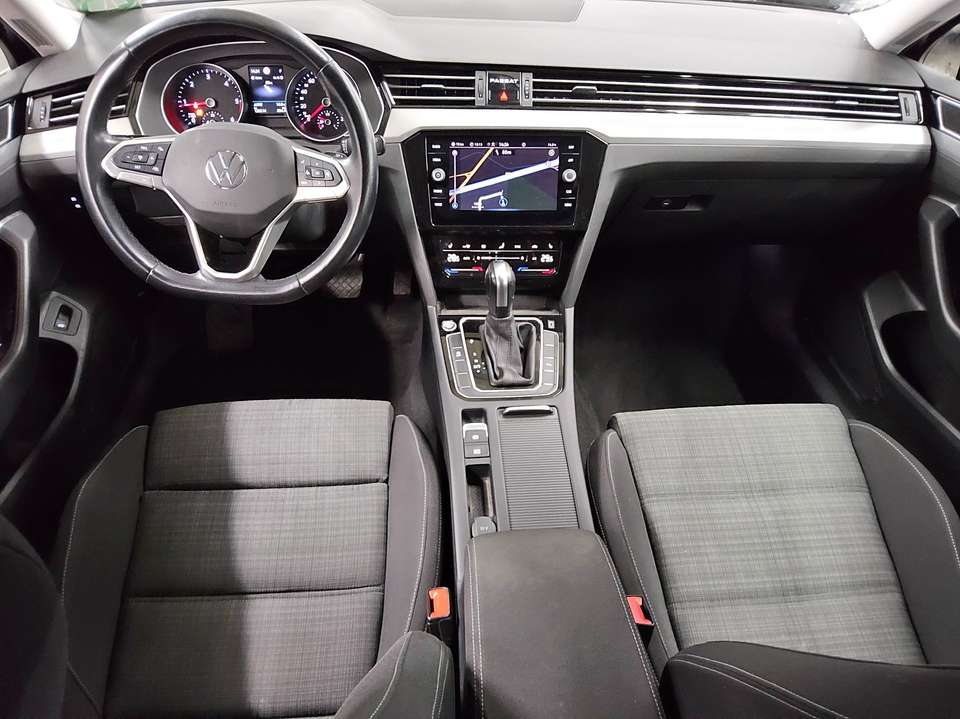 Volkswagen Passat - Imagem 5