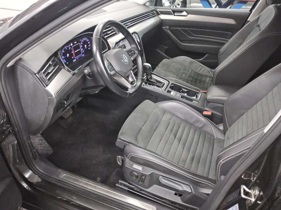 Volkswagen Passat - Imagem 8