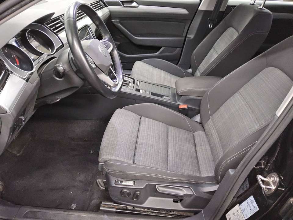 Volkswagen Passat - Imagem 8