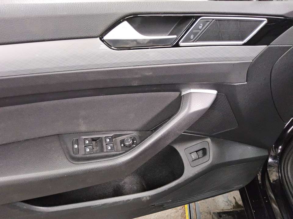 Volkswagen Passat - Imagem 9