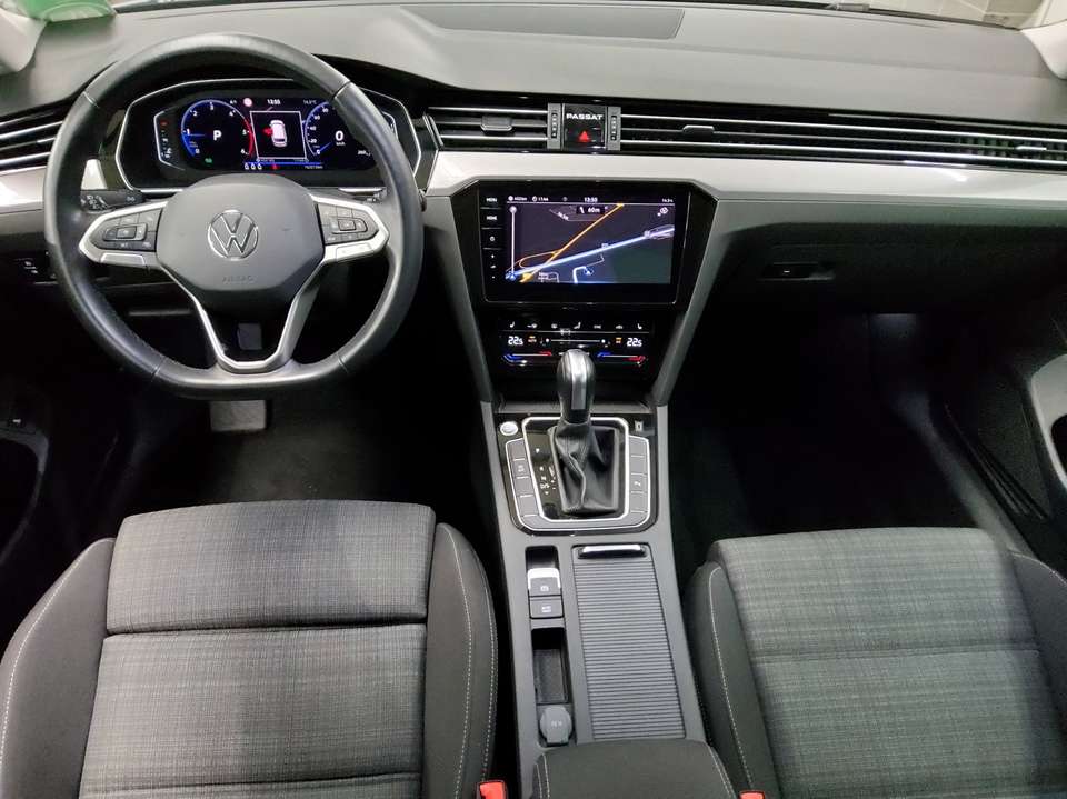 Volkswagen Passat - Imagem 5