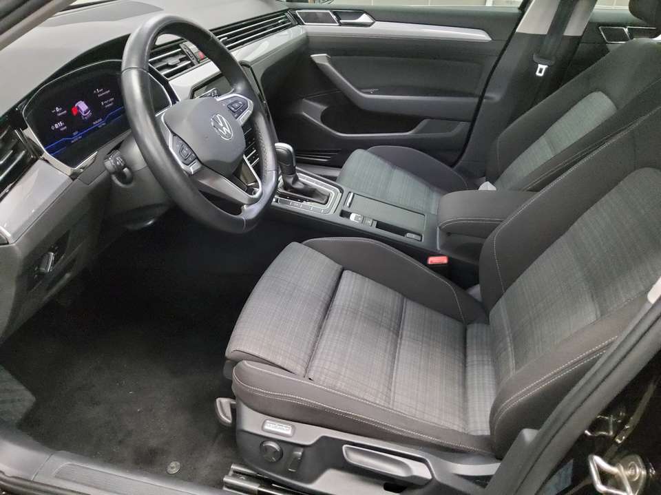 Volkswagen Passat - Imagem 9