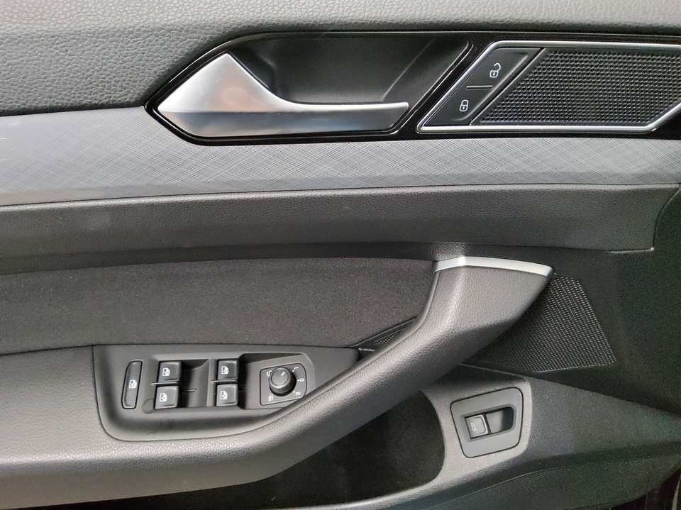 Volkswagen Passat - Imagem 10