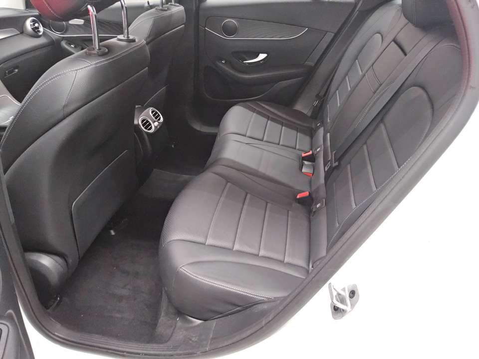Mercedes-Benz GLC 220 - Imagem 13