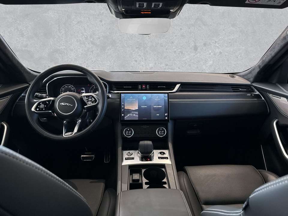 Jaguar F-Pace - Imagem 4