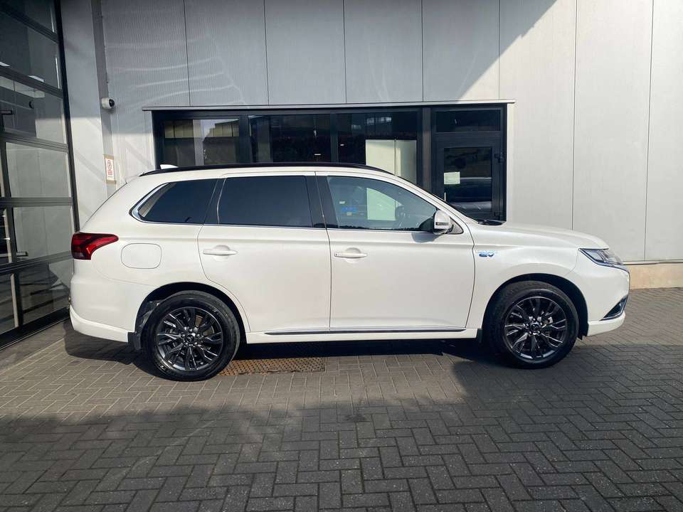 Mitsubishi Outlander - Imagem 4