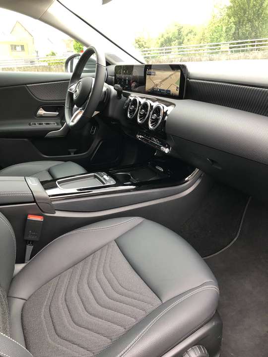 Mercedes-Benz A 180 - Imagem 7