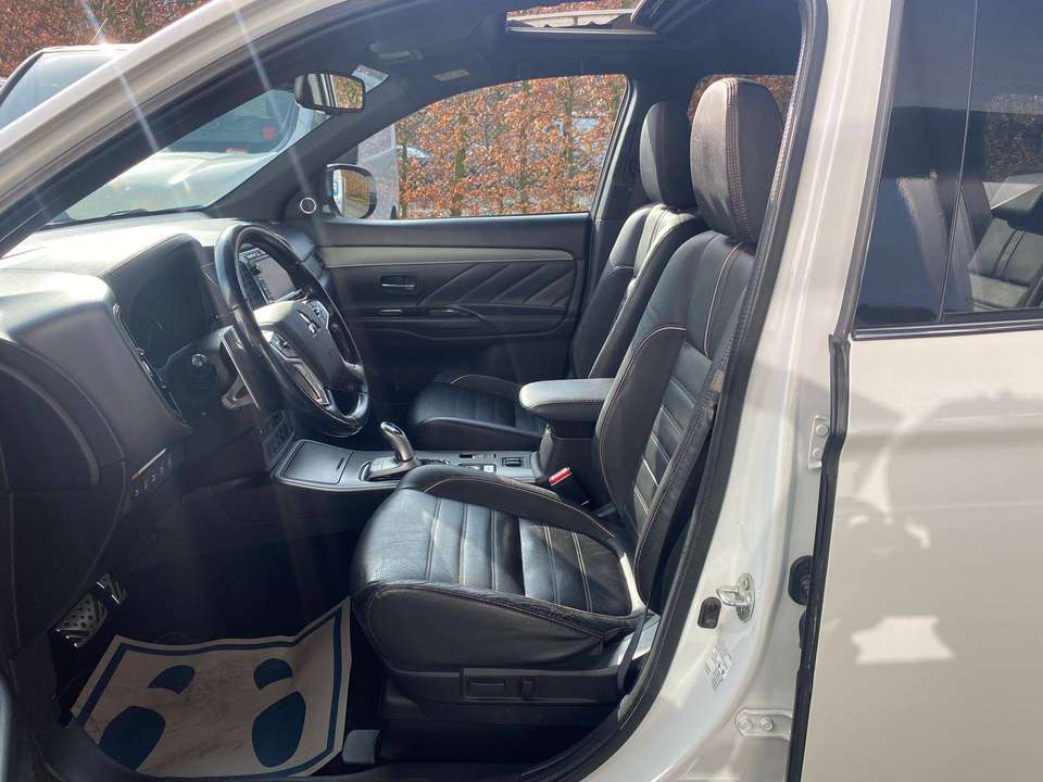 Mitsubishi Outlander - Imagem 15