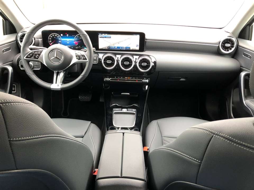Mercedes-Benz A 180 - Imagem 10