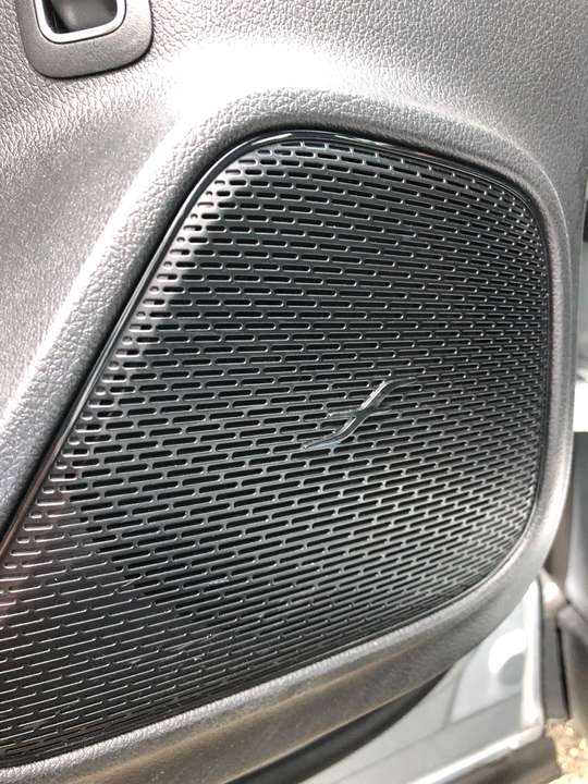 Mercedes-Benz EQA 350 - Imagem 11