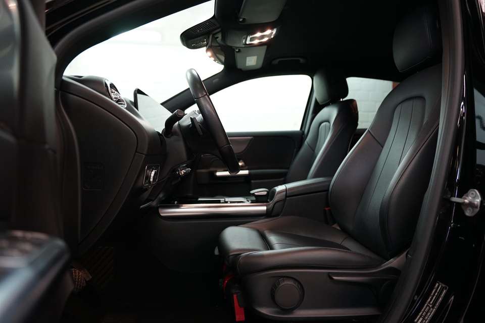Mercedes-Benz GLA 200 - Imagem 10