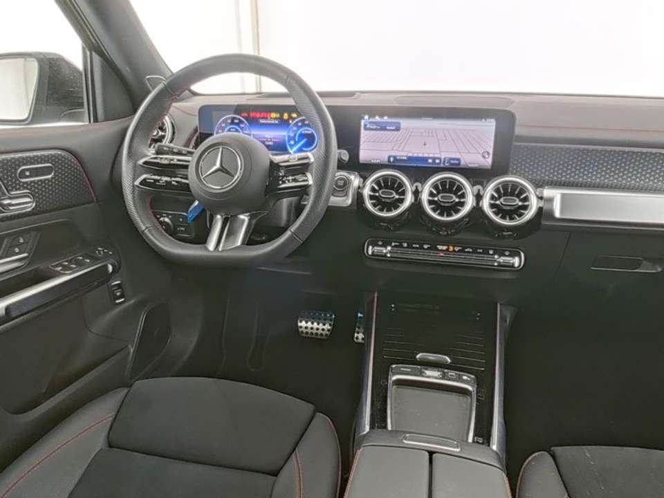 Mercedes-Benz EQB 250 - Imagem 6