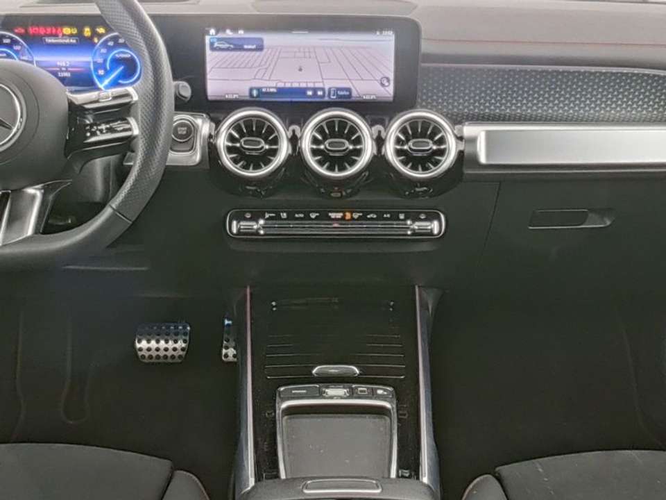 Mercedes-Benz EQB 250 - Imagem 7