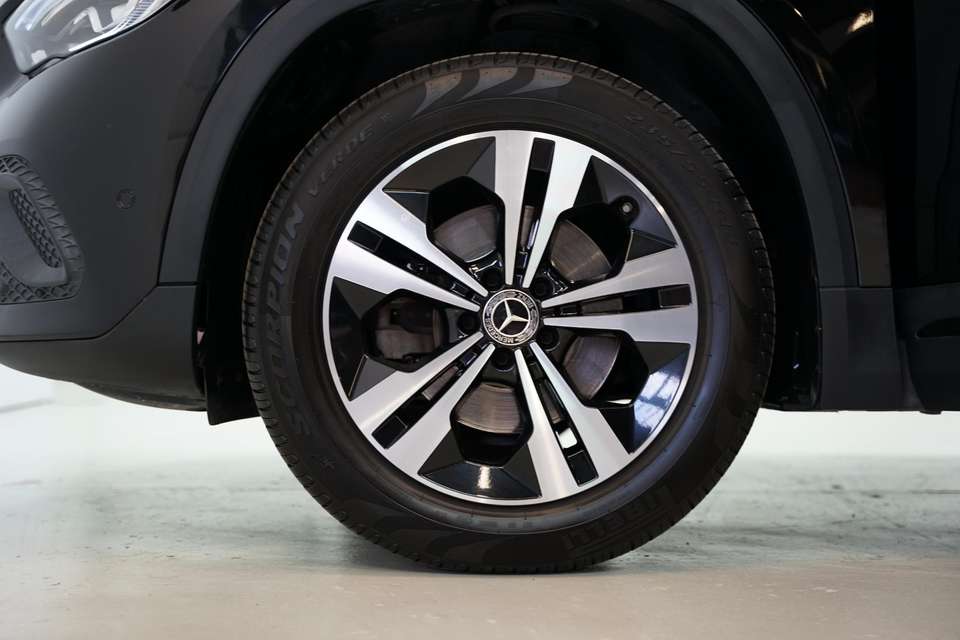 Mercedes-Benz GLA 200 - Imagem 13