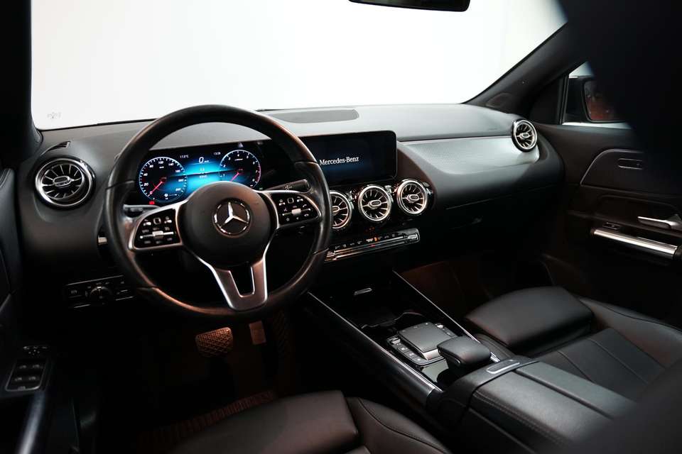 Mercedes-Benz GLA 200 - Imagem 14