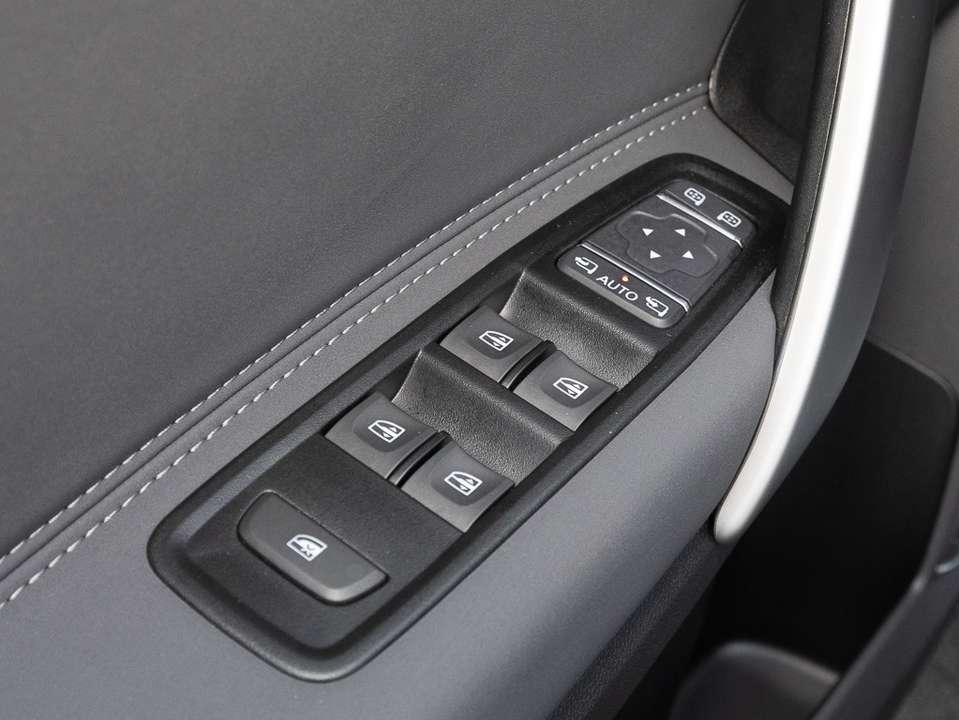 Mercedes-Benz T-Class - Imagem 6