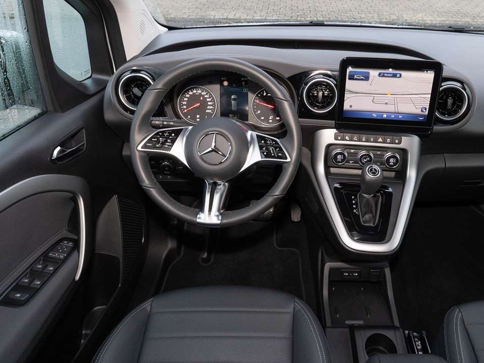 Mercedes-Benz T-Class - Imagem 7