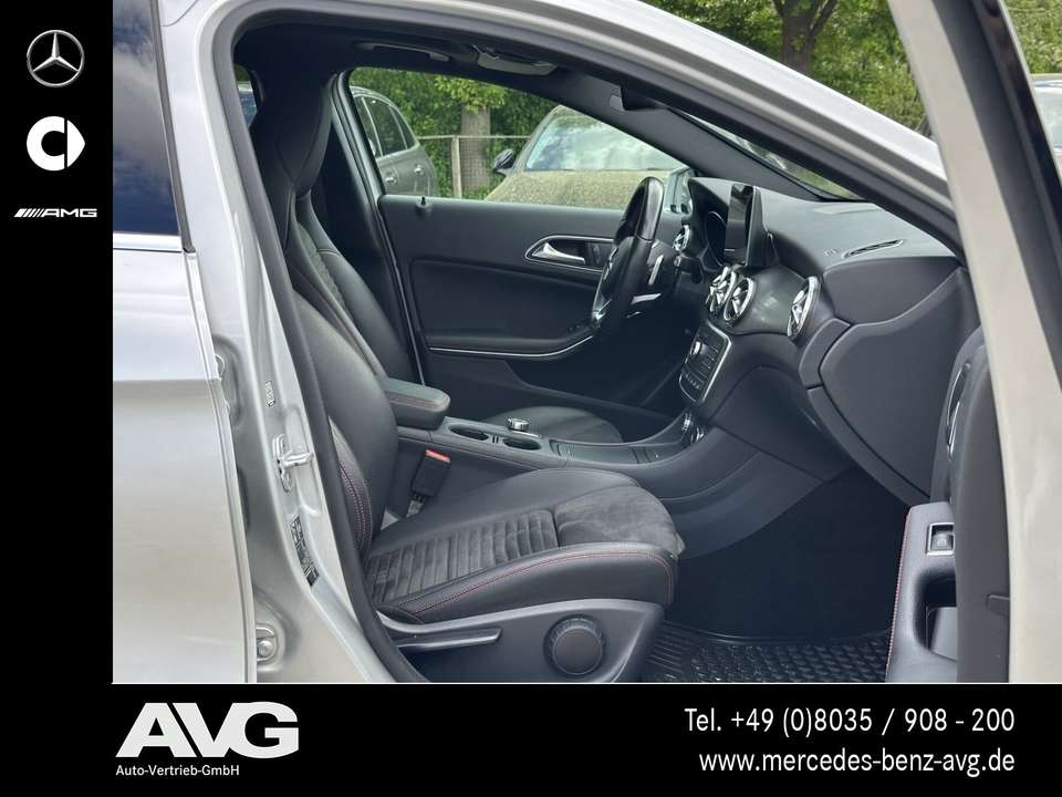 Mercedes-Benz GLA 220 - Imagem 12