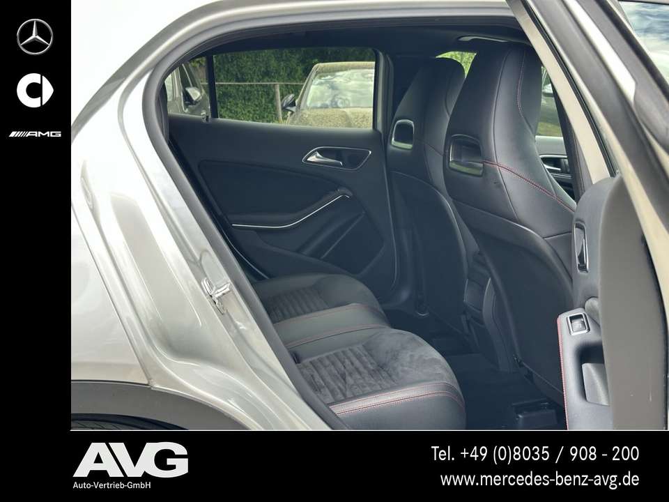 Mercedes-Benz GLA 220 - Imagem 13