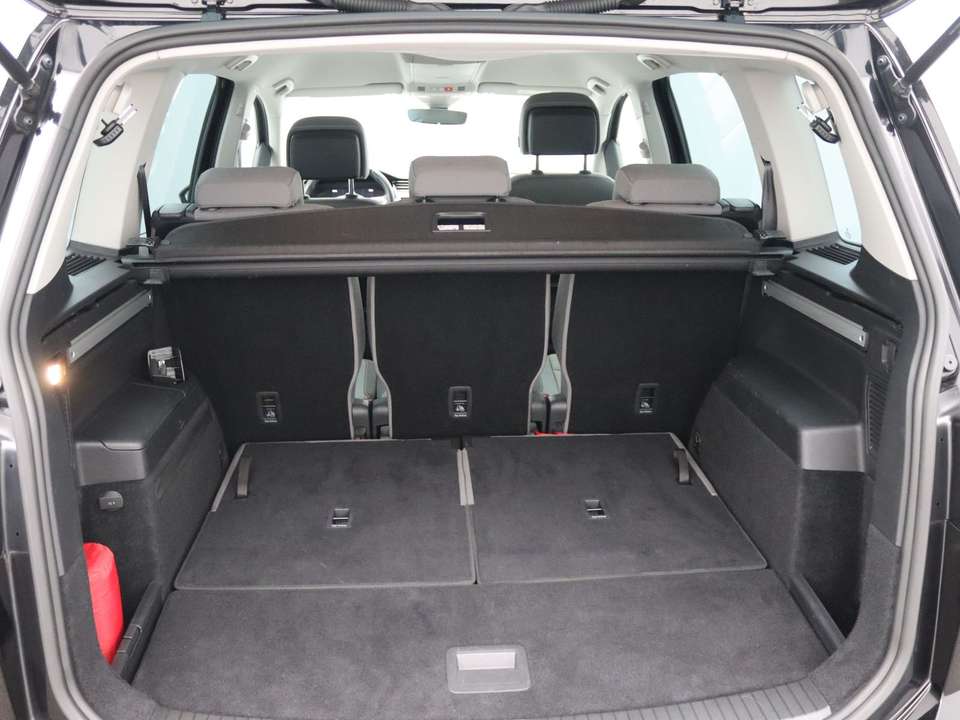 Volkswagen Touran - Imagem 8