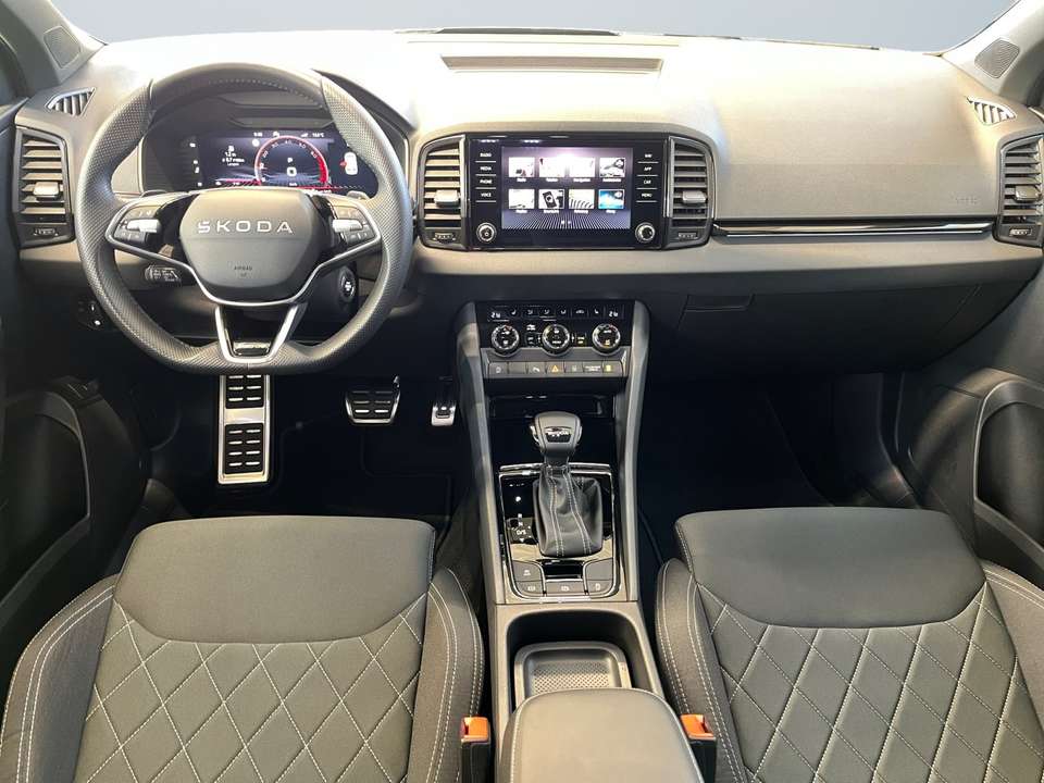 Skoda Karoq - Imagem 8