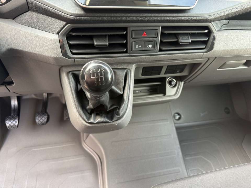 Volkswagen Crafter - Imagem 9
