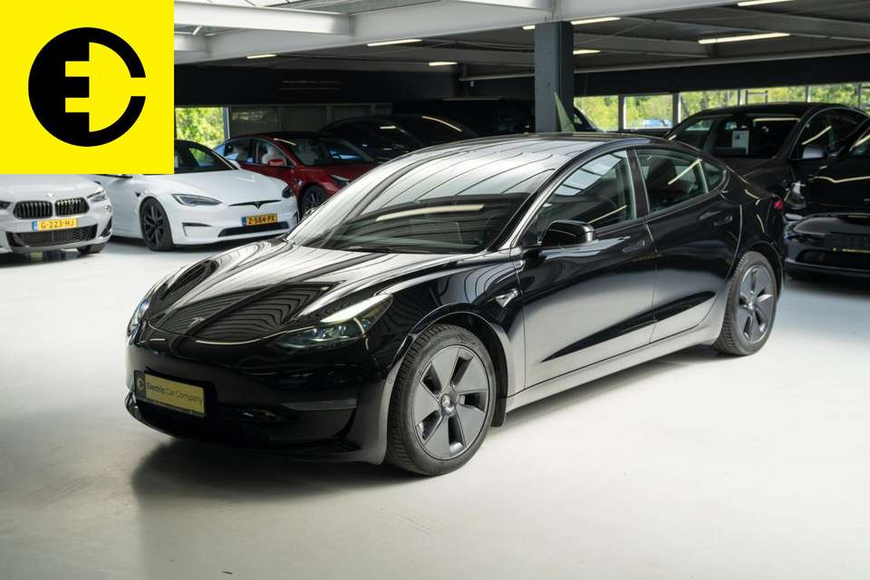 Tesla Model 3 - Imagem 7