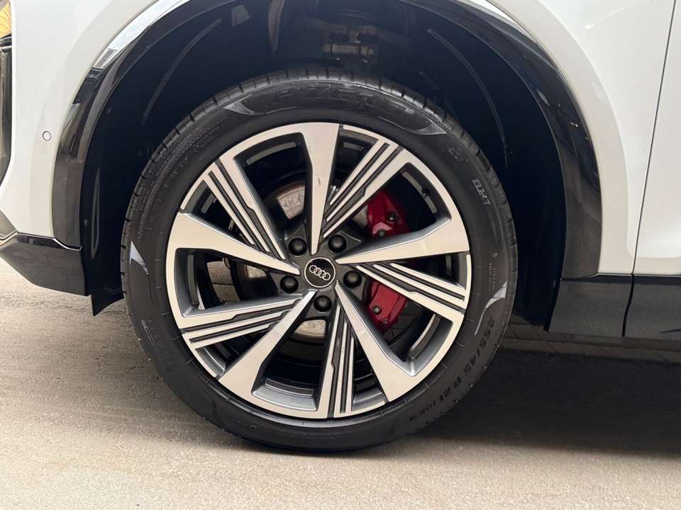 Audi Q6 e-tron - Imagem 5