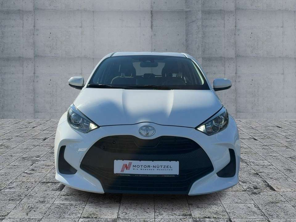 Toyota Yaris - Imagem 3