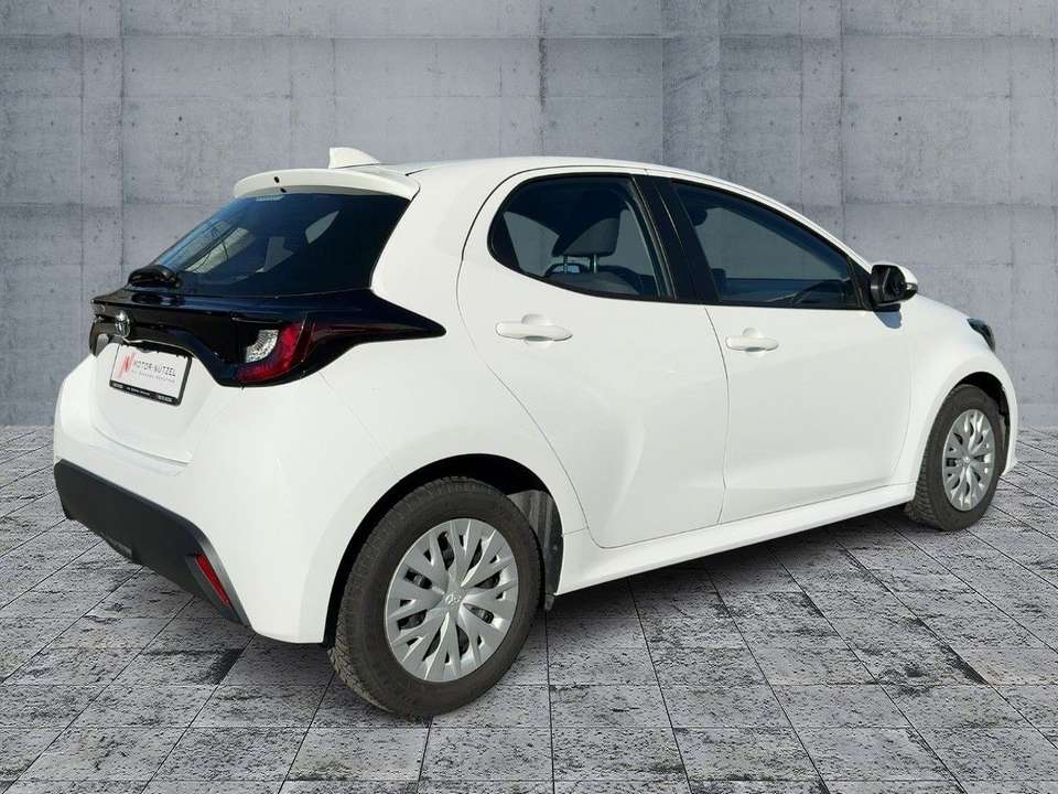 Toyota Yaris - Imagem 6