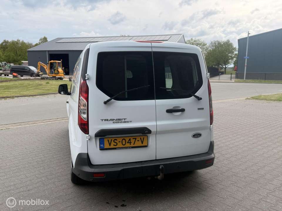 Ford Transit Connect - Imagem 6