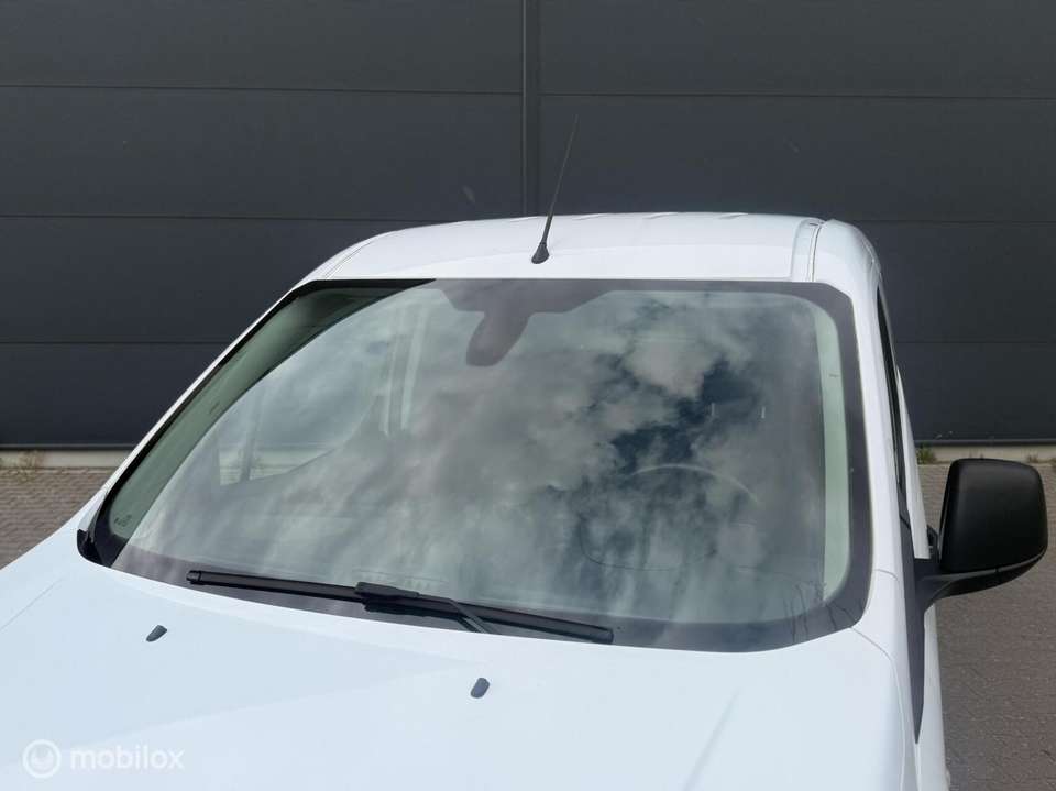 Ford Transit Connect - Imagem 10