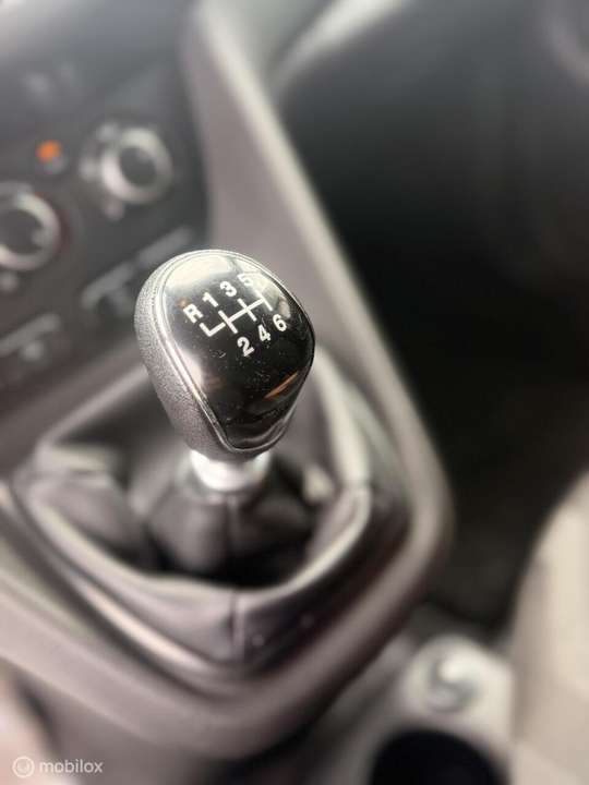 Ford Transit Connect - Imagem 17