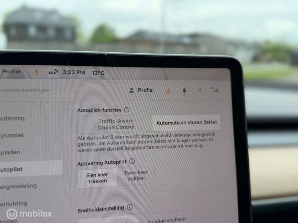 Tesla Model 3 - Imagem 19