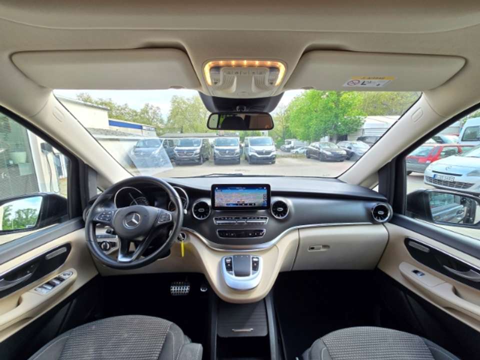 Mercedes-Benz V 300 - Imagem 11