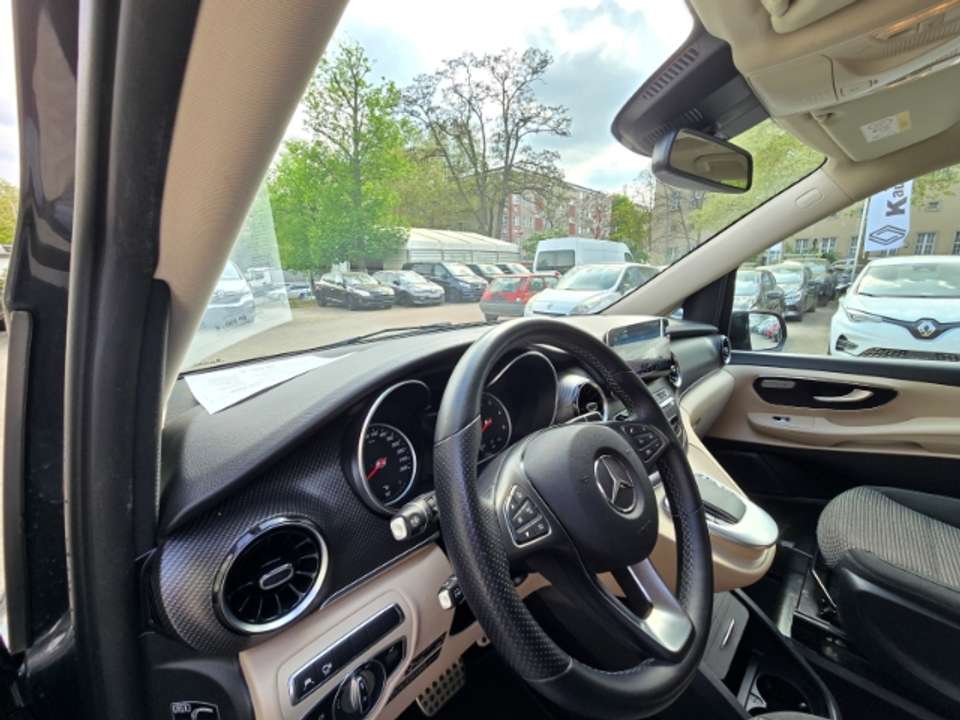 Mercedes-Benz V 300 - Imagem 13